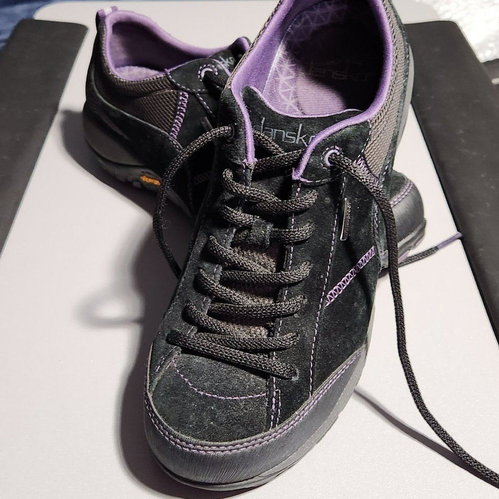 Dansko Paisley black/purple sneakers